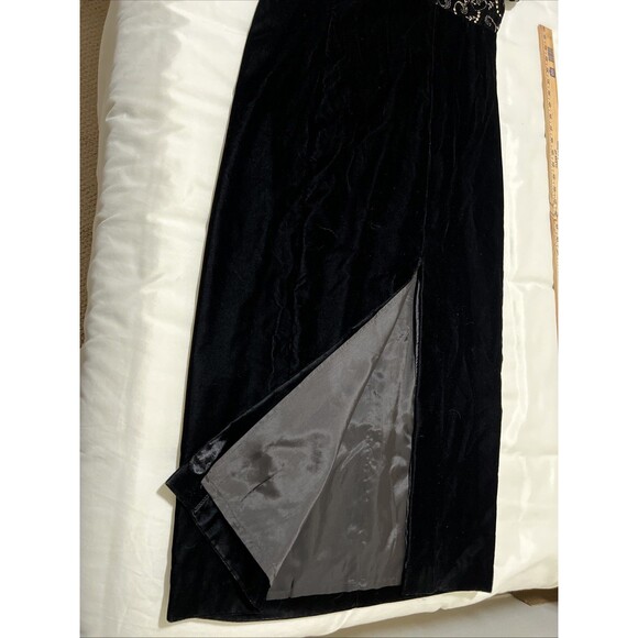 VTG Jessica Howard Velvet Maxi Dress Size 14 Black Gold Embroidered Front Slit - Picture 4 of 16